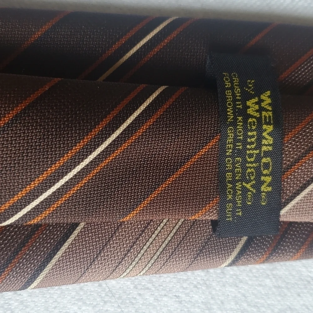 Bundle of 4 Assorted Brown Colored‎ & Coordinating Ties